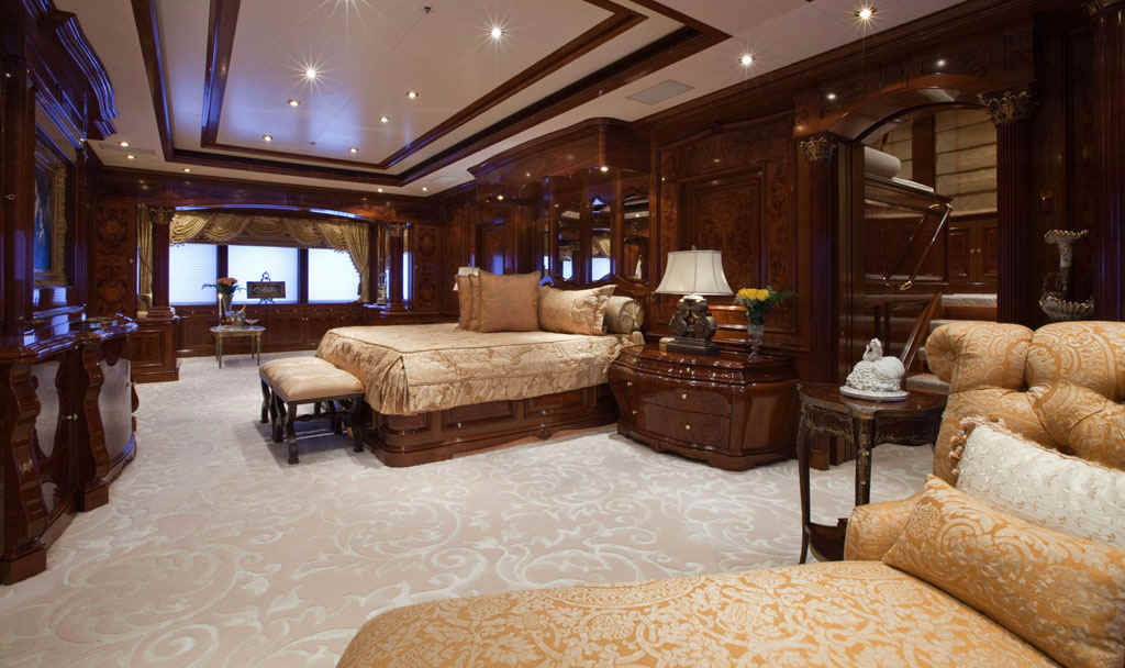 Yacht Martha Ann Master stateroom