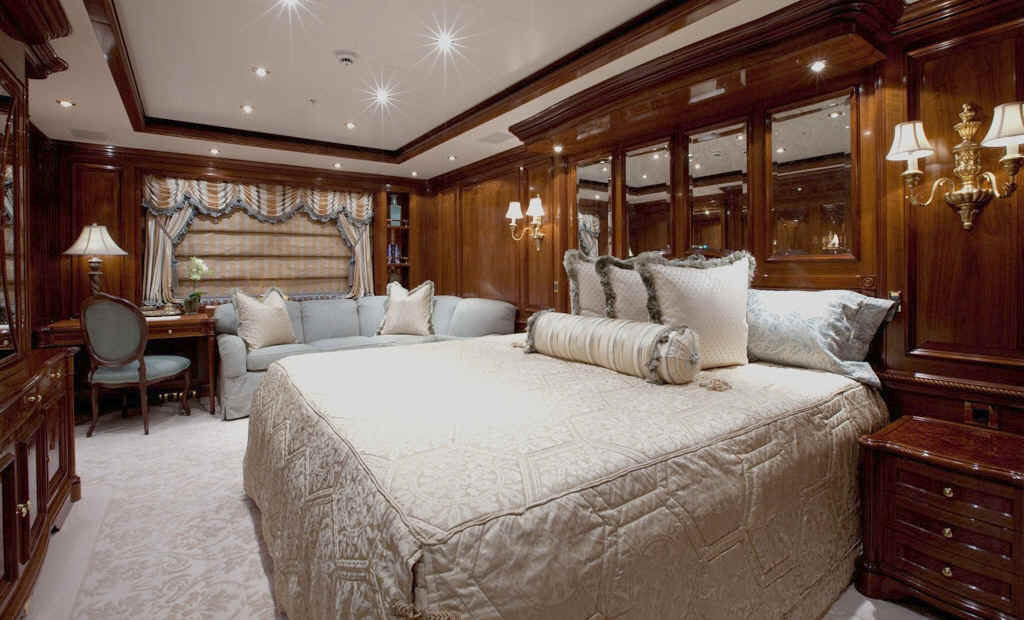 Guest stateroom Martha Ann yacht