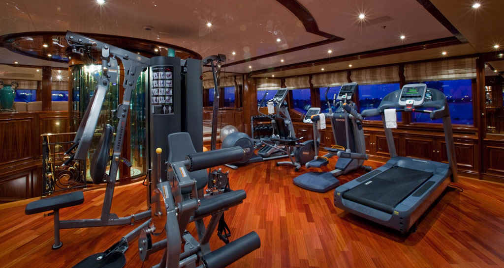 Yacht Martha Ann gym
