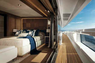 Yacht Cloud 9 VIP