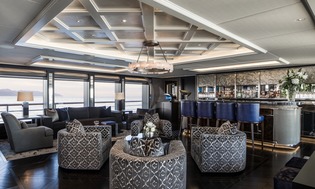 Yacht Aquila salon
