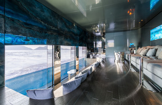 Savannah yacht cinema