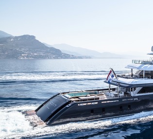 Yacht Icon