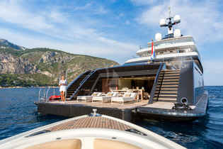 Icon yacht swim platform