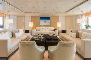 Yacht Icon salon